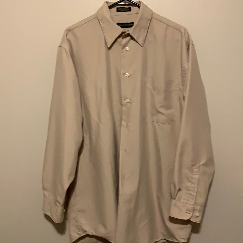 Hill & Archer Cream Men’s Long-Sleeve Button-Down Medium Dress Shirt